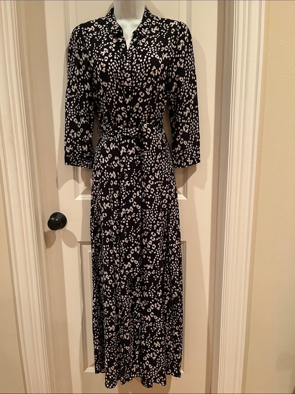 ZARA ANIMAL PRINT MAXI POCKETED SHIRT DRESS  SZ MEDIUM 4 / 6